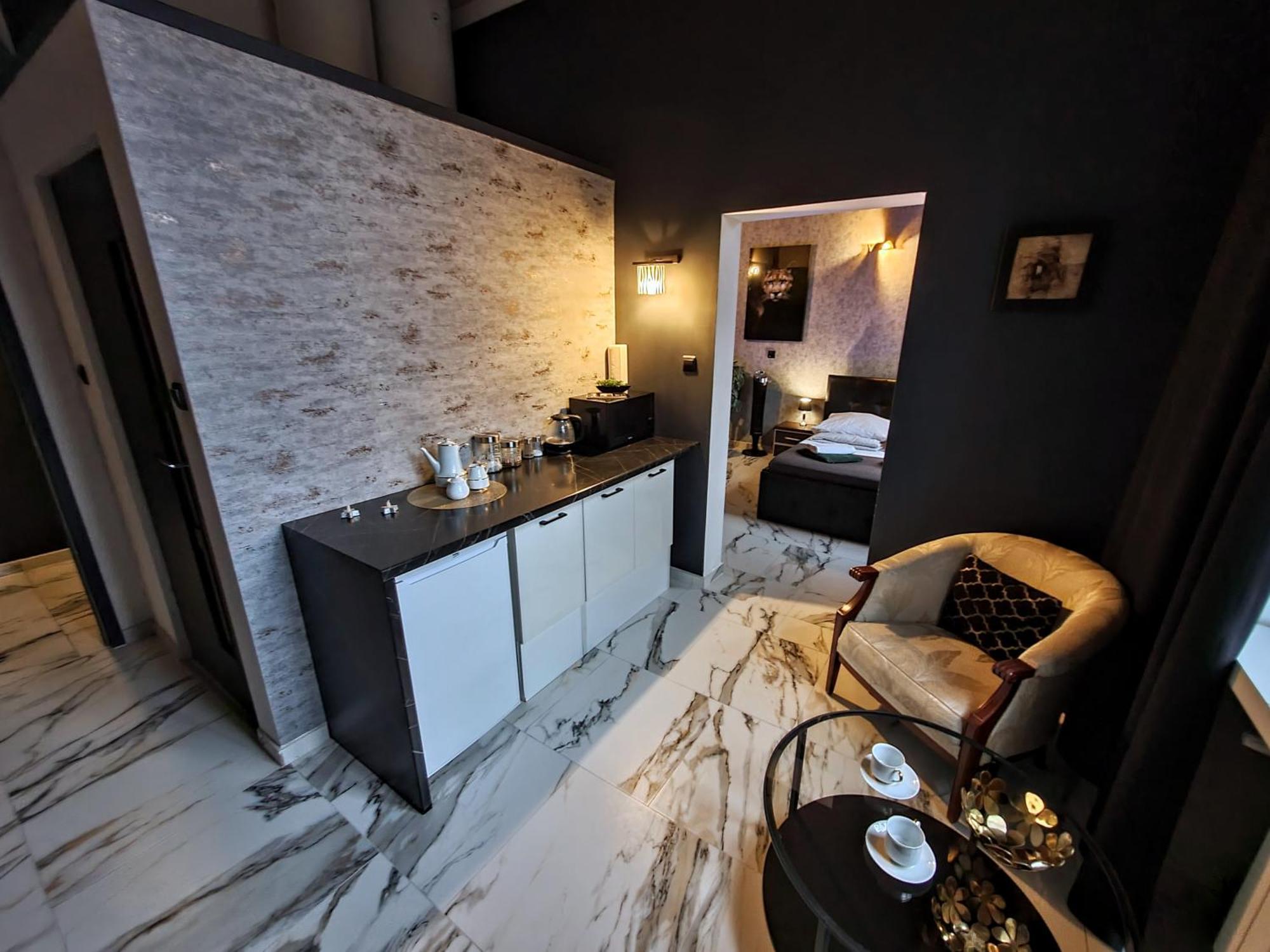 Deluxe Suite Spa Bath