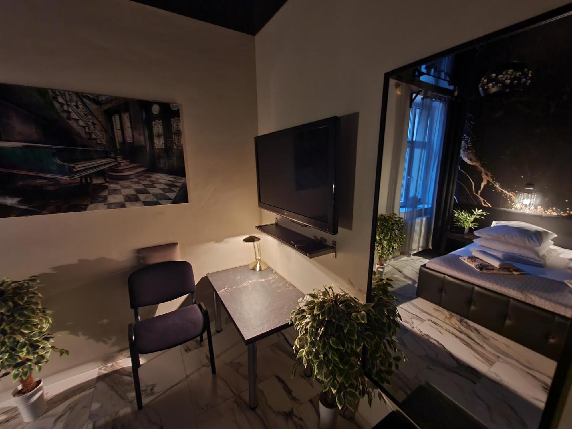 King Suite Spa Bath
